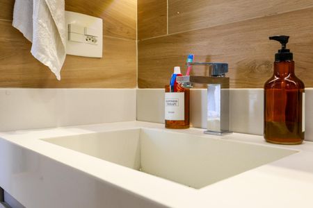Apartamento à venda com 59m², 2 quartos e 1 vaga Apartamento à venda com 59m², 2 quartos e 1 vagaBanheiro da Suíte