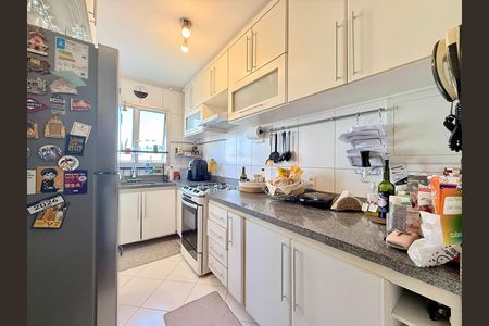 Apartamento à venda com 60m², 2 quartos e 1 vaga Apartamento à venda com 60m², 2 quartos e 1 vagaCozinha