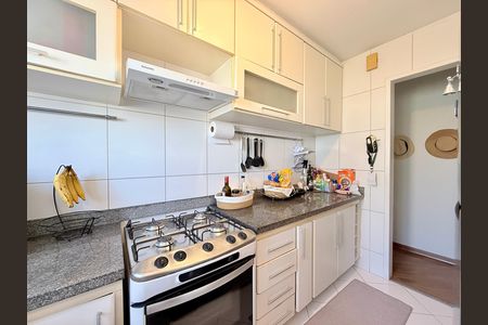 Apartamento à venda com 60m², 2 quartos e 1 vaga Apartamento à venda com 60m², 2 quartos e 1 vagaCozinha