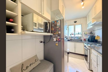 Apartamento à venda com 60m², 2 quartos e 1 vaga Apartamento à venda com 60m², 2 quartos e 1 vagaCozinha
