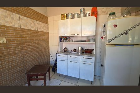 Cozinha - Armários de casa para alugar com 2 quartos, 485m² em Imperial, Vespasiano
