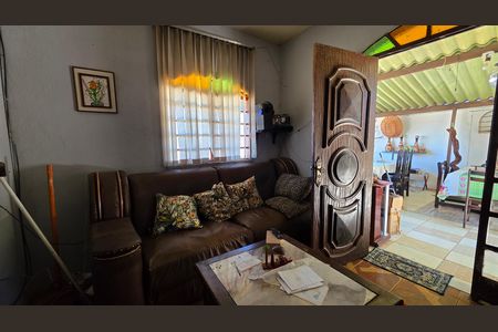 Sala de casa para alugar com 2 quartos, 485m² em Imperial, Vespasiano