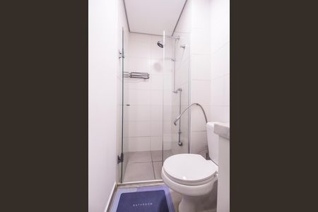 Banheiro 2 de apartamento à venda com 2 quartos, 67m² em Empresarial 18 do Forte, Barueri