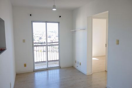 Apartamento para alugar com 2 quartos, 44m² em Santa Maria, Osasco