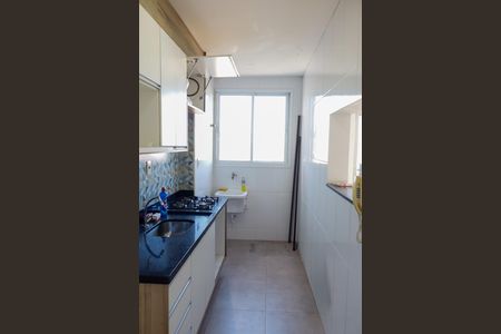 Cozinha de apartamento para alugar com 2 quartos, 44m² em Santa Maria, Osasco