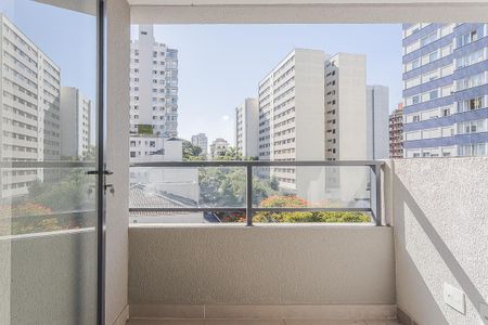 Studio para alugar com 24m², 1 quarto e sem vaga Studio para alugar com 24m², 1 quarto e sem vagaVaranda