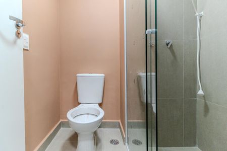 Apartamento para alugar com 29m², 1 quarto e sem vaga Apartamento para alugar com 29m², 1 quarto e sem vagaBanheiro