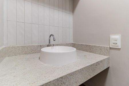 Banheiro de apartamento para alugar com 1 quarto, 29m² em Centro Histórico de São Paulo, São Paulo