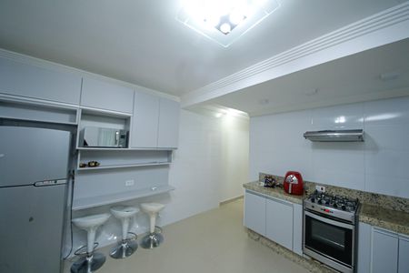 Casa para alugar com 3 quartos, 250m² em Vila Primavera, São Paulo