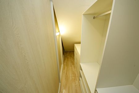 Casa para alugar com 3 quartos, 250m² em Vila Primavera, São Paulo