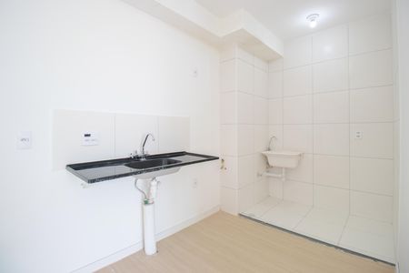 Apartamento para alugar com 40m², 2 quartos e sem vaga Apartamento para alugar com 40m², 2 quartos e sem vagaCozinha e Área de Serviço