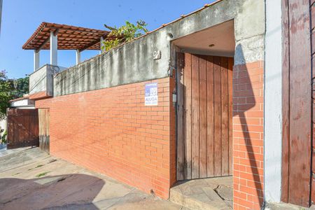 Casa para alugar com 50m², 1 quarto e sem vaga Casa para alugar com 50m², 1 quarto e sem vagaFachada