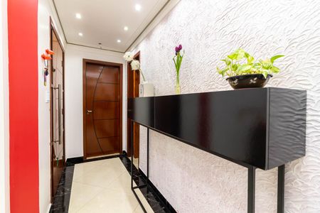 Entrada de casa para alugar com 2 quartos, 70m² em Jardim Carlu, São Paulo