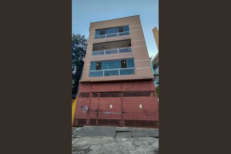 Casa à venda com 70m², 2 quartos e sem vaga Casa à venda com 70m², 2 quartos e sem vagaFachada do Prédio