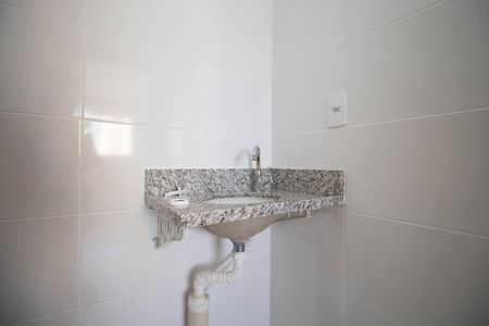 Apartamento para alugar com 54m², 2 quartos e 1 vaga Apartamento para alugar com 54m², 2 quartos e 1 vagaBanheiro da Suíte