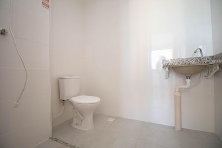 Apartamento para alugar com 54m², 2 quartos e 1 vaga Apartamento para alugar com 54m², 2 quartos e 1 vagaBanheiro da Suíte