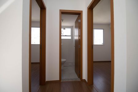 Apartamento para alugar com 54m², 2 quartos e 1 vaga Apartamento para alugar com 54m², 2 quartos e 1 vagaCorredor