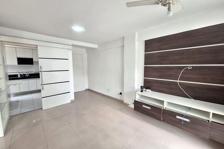 Sala de apartamento para alugar com 2 quartos, 62m² em Jardim Primavera, Duque de Caxias