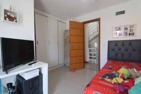 Casa de condomínio à venda com 129m², 3 quartos e 1 vagaSuíte 1