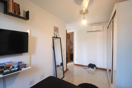 Casa de condomínio à venda com 129m², 3 quartos e 1 vagaSuíte 3