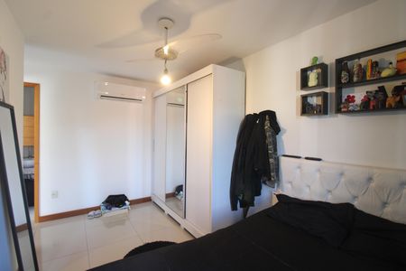 Casa de condomínio à venda com 129m², 3 quartos e 1 vagaSuíte 3