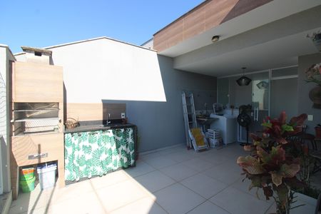 Casa de condomínio à venda com 129m², 3 quartos e 1 vagaTerraço