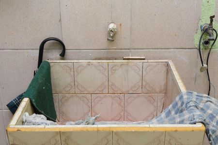 tanque de casa à venda com 1 quarto, 200m² em Jardim Santa Rita de Cassia, Jundiaí