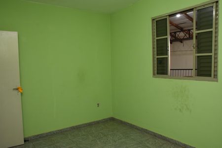 Casa à venda com 200m², 1 quarto e 2 vagas Casa à venda com 200m², 1 quarto e 2 vagasquarto 2