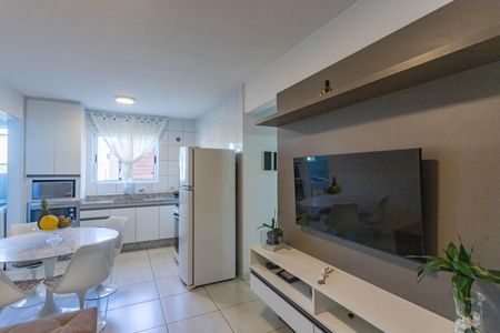 Sala  de apartamento à venda com 2 quartos, 53m² em Jardim Miriam, São Paulo
