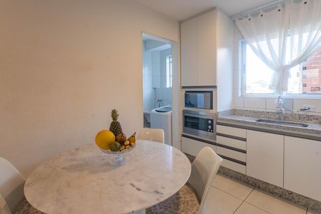 Apartamento à venda com 53m², 2 quartos e sem vaga Apartamento à venda com 53m², 2 quartos e sem vagaCozinha