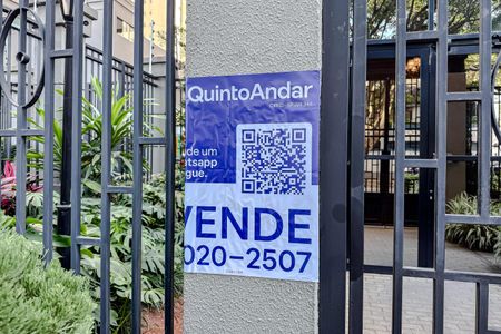 Apartamento à venda com 55m², 2 quartos e 1 vaga Apartamento à venda com 55m², 2 quartos e 1 vagaPlaquinha