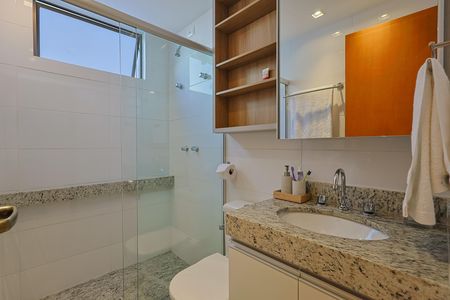 Apartamento à venda com 3 quartos, 108m² em Carmo, Belo Horizonte