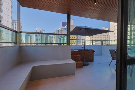 Apartamento à venda com 108m², 3 quartos e 2 vagas
