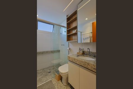 Apartamento à venda com 3 quartos, 108m² em Carmo, Belo Horizonte