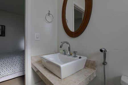 Apartamento para alugar com 42m², 1 quarto e 2 vagas Apartamento para alugar com 42m², 1 quarto e 2 vagasBanheiro