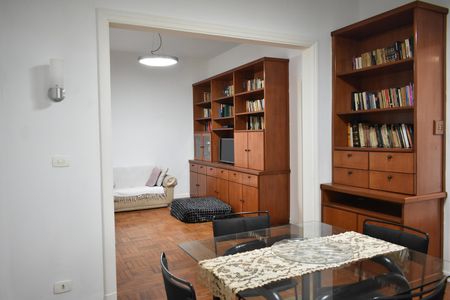 Casa à venda com 4 quartos, 240m² em Chácara Inglesa, São Paulo