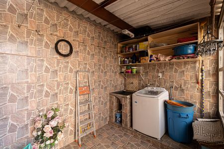 Área de Serviço de casa para alugar com 4 quartos, 400m² em Ponte Rasa, São Paulo