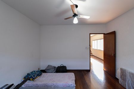 Casa para alugar com 400m², 4 quartos e 3 vagas Casa para alugar com 400m², 4 quartos e 3 vagasQuarto 1