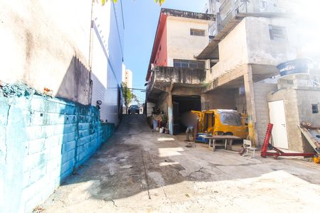 Quintal de casa à venda com 3 quartos, 250m² em Jardim Itapemirim, São Paulo