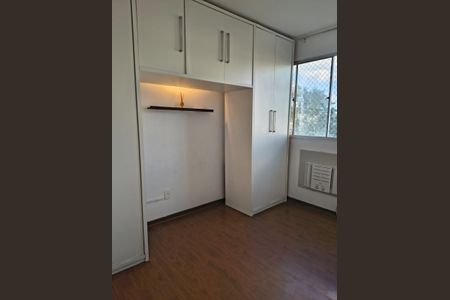Quarto de apartamento à venda com 2 quartos, 44m² em Campo Grande, Rio de Janeiro