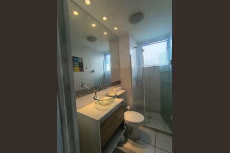 Banheiro de apartamento à venda com 2 quartos, 44m² em Campo Grande, Rio de Janeiro