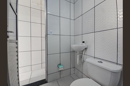 Casa para alugar com 60m², 1 quarto e sem vaga Casa para alugar com 60m², 1 quarto e sem vagaBanheiro social