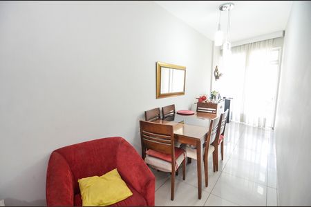 Apartamento à venda com 60m², 1 quarto e 1 vaga Apartamento à venda com 60m², 1 quarto e 1 vagaSala