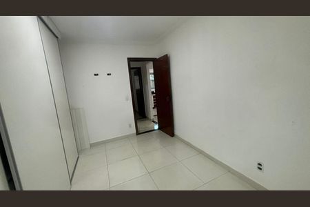 Casa à venda com 2 quartos, 90m² em Braúnas, Belo Horizonte