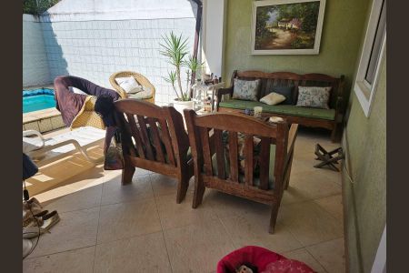 Casa à venda com 3 quartos, 198m² em Vargem Pequena, Rio de Janeiro