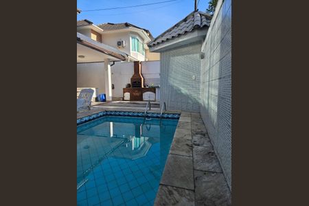 Casa à venda com 3 quartos, 198m² em Vargem Pequena, Rio de Janeiro