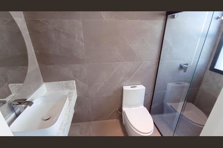Casa de condomínio à venda com 294m², 4 quartos e 4 vagas