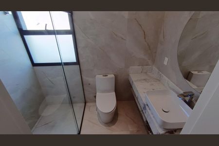 Casa de condomínio à venda com 294m², 4 quartos e 4 vagas