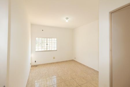 Casa para alugar com 310m², 3 quartos e 4 vagas Casa para alugar com 310m², 3 quartos e 4 vagasSuíte