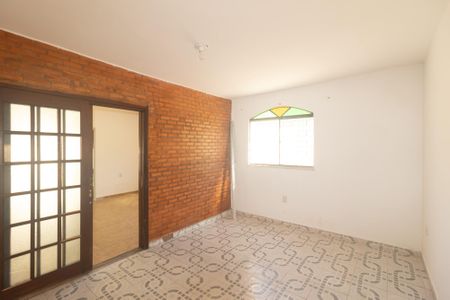 Casa para alugar com 310m², 3 quartos e 4 vagas Casa para alugar com 310m², 3 quartos e 4 vagasSala